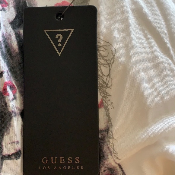 Guess Short Sleeve Graphic Tee - Picture 6 of 8